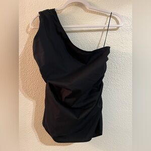 Abercrombie & Fitch One-Shoulder Black Asymmetric Top